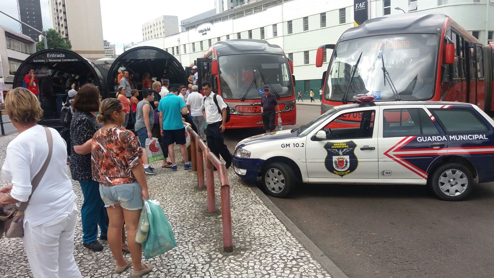 Paralisação na Praça Rui Barbosa durou cerca de meia hora