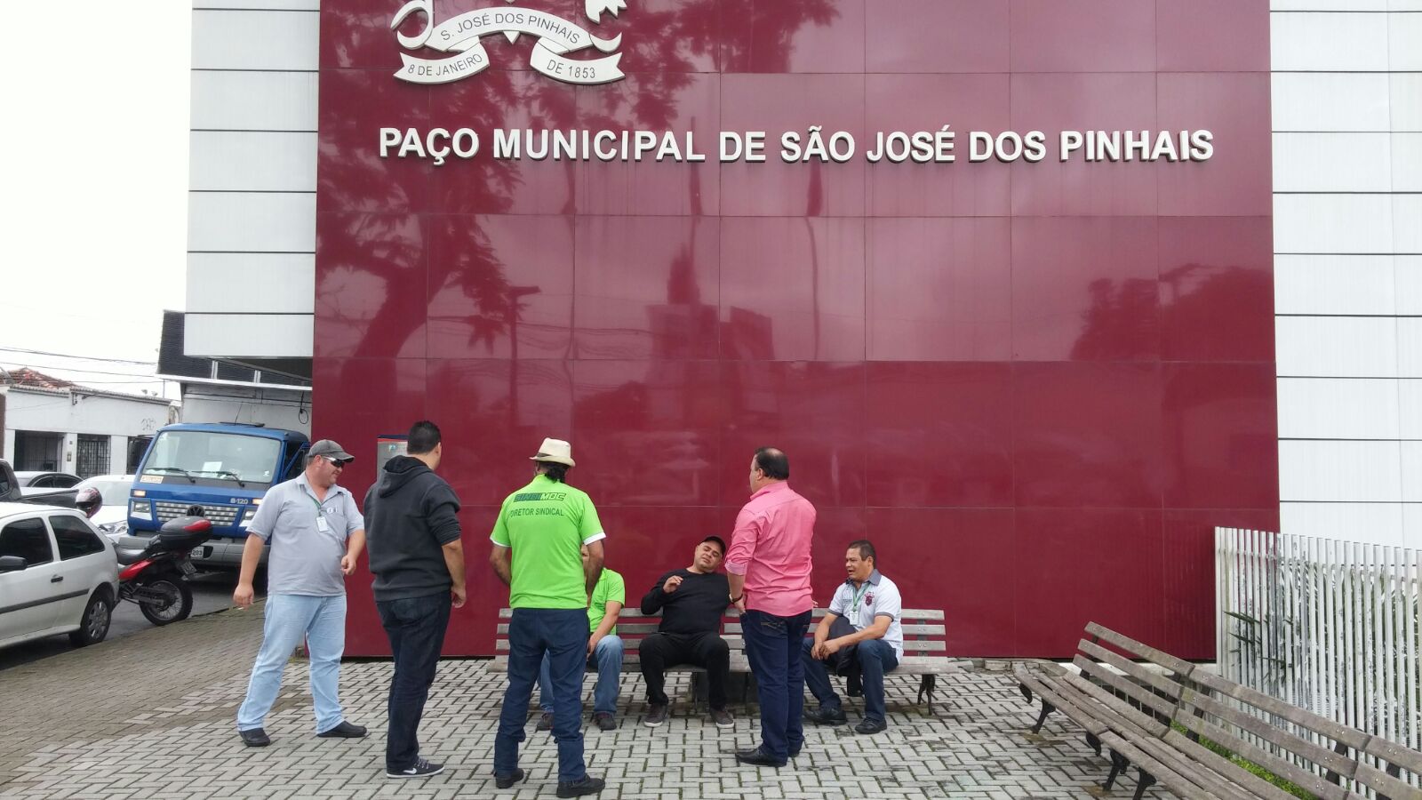 Motoristas e cobradores pressionam prefeito de São José dos Pinhais