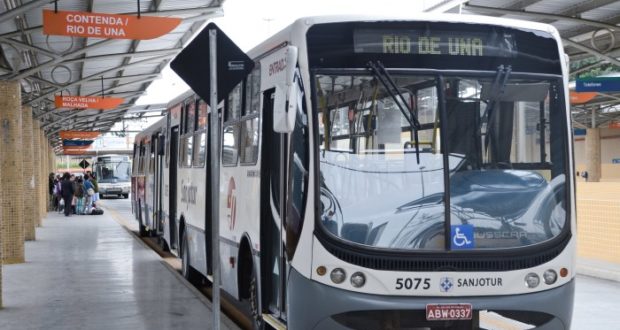 Justiça obriga empresa de São José dos Pinhais a reduzir passageiros nos ônibus