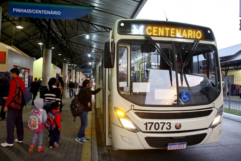 Nova linha de ônibus Pinhais/Centenário promete encurtar viagem entre cidades