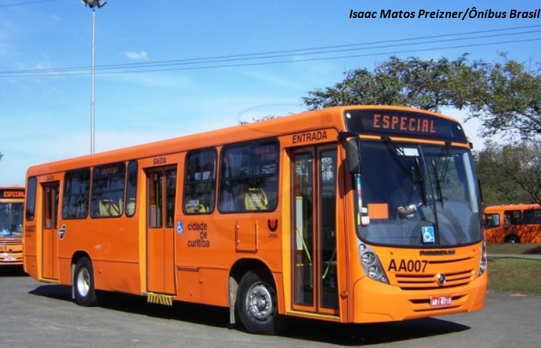 Curitiba amplia lotação dos ônibus para 70% em novo decreto sobre covid-19