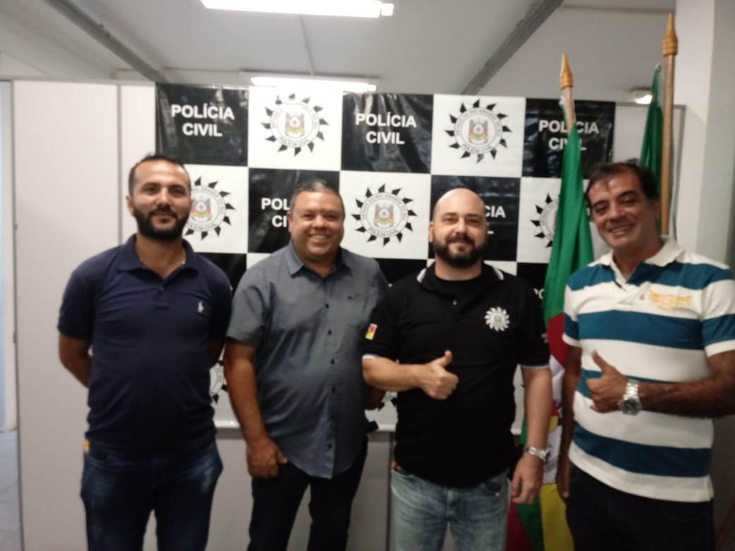 Diretor do Sindimoc conhece Força-Tarefa contra roubos no coletivo de Porto Alegre