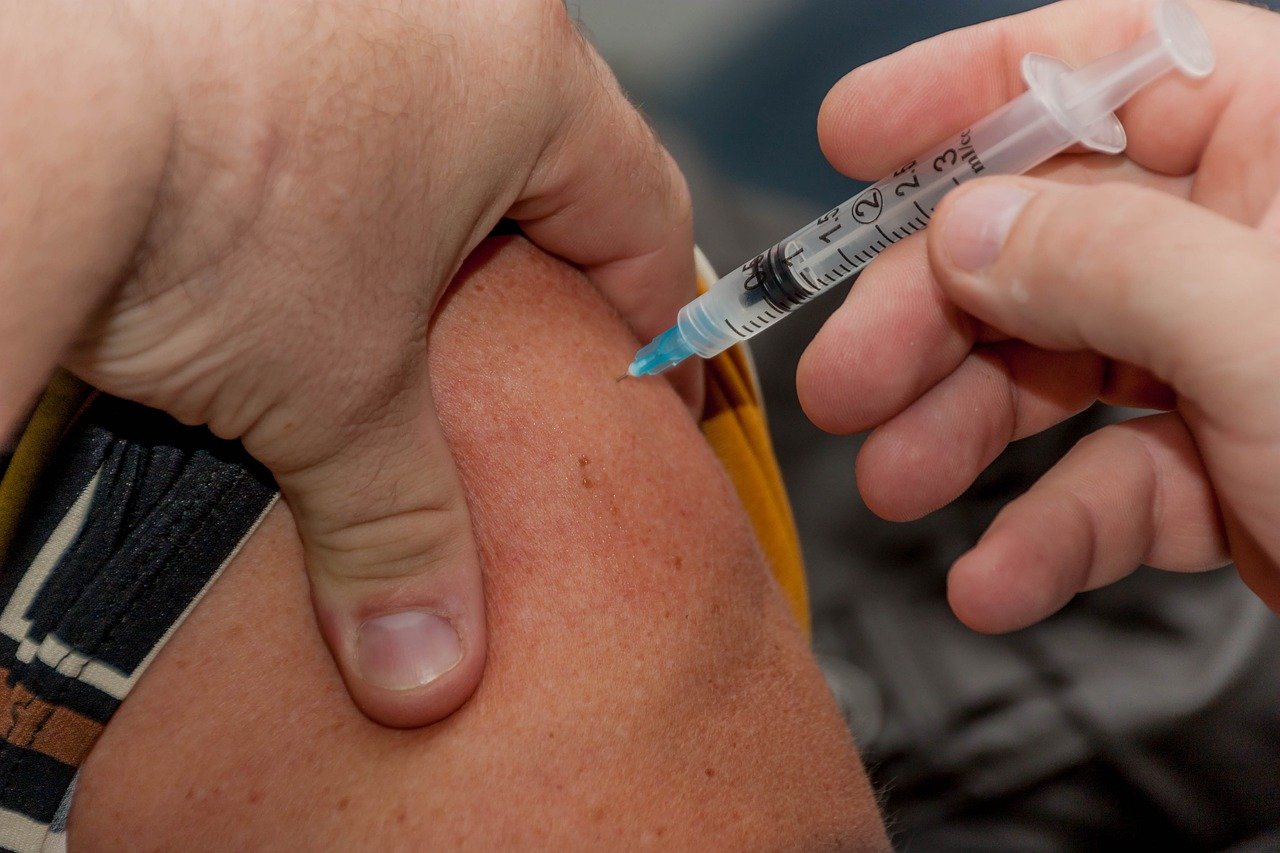 Sindimoc solicita que motoristas e cobradores sejam vacinados contra Covid-19 na 1ª fase