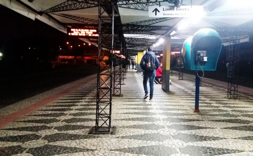 Projeto quer wi-fi gratuito em ônibus e terminais de Curitiba 